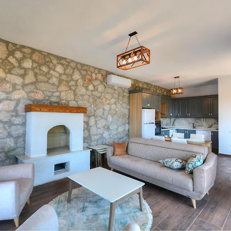 Private Oliver With View Ideal Spot For A Honeymoon Or Romantic Trip فاراليا