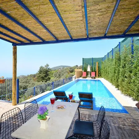 Private Oliver With View Ideal Spot For A Honeymoon Or Romantic Trip فيلة