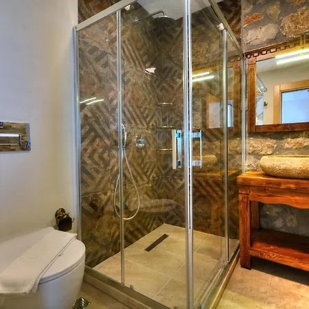 Private Oliver With View Ideal Spot For A Honeymoon Or Romantic Trip * فاراليا